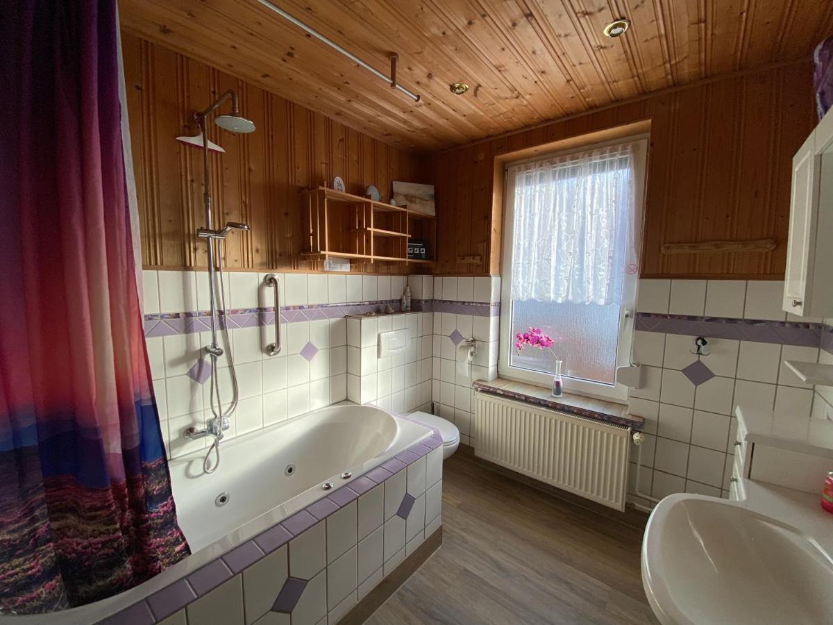 Ferienwohnung "Bine" ลูเบค ภายนอก รูปภาพ